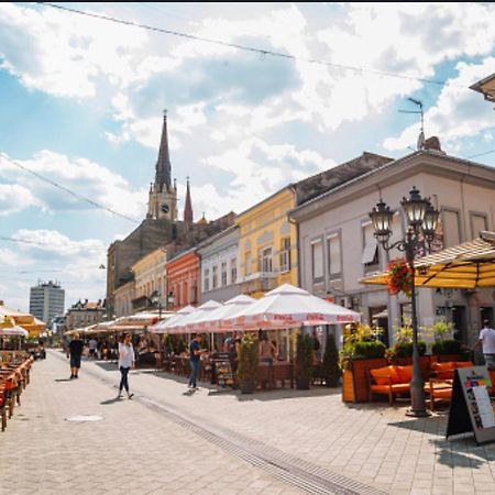 Top Center Apartment Novi Sad Exterior foto